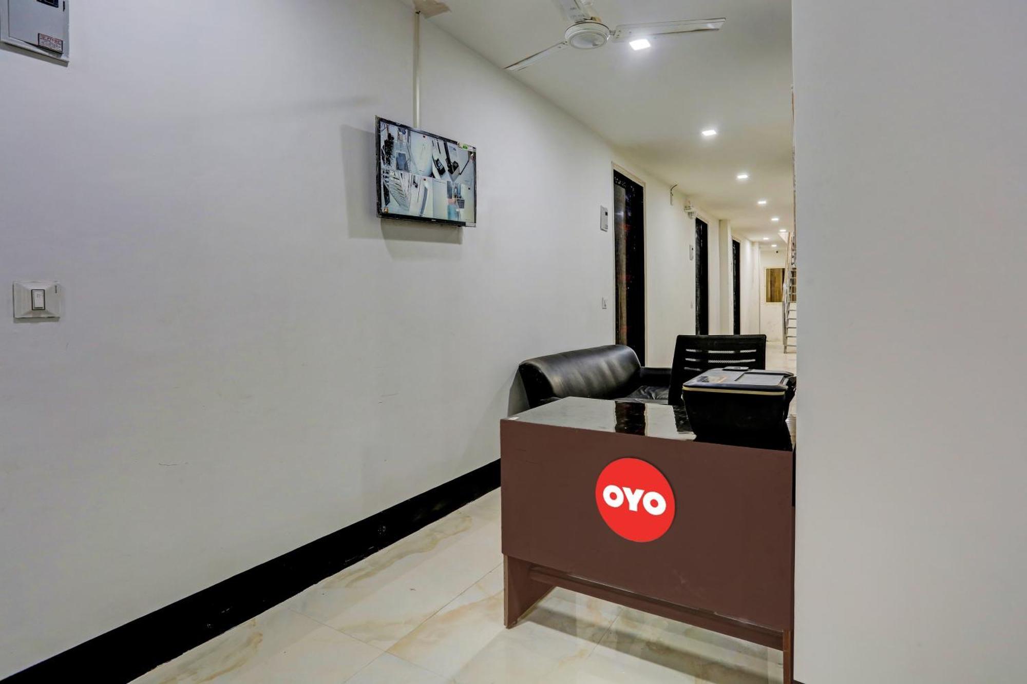 O Red Apple Homes Hotel 4*