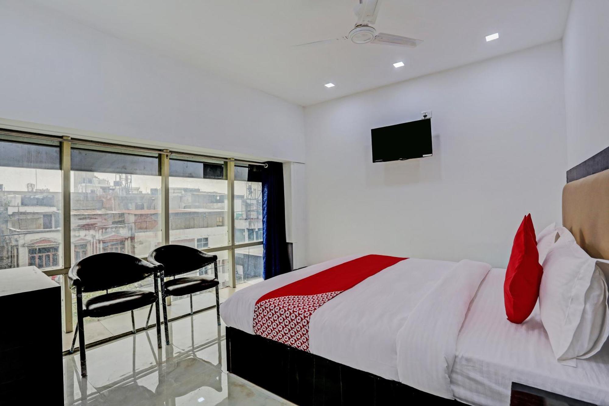 O Red Apple Homes 4* New Delhi